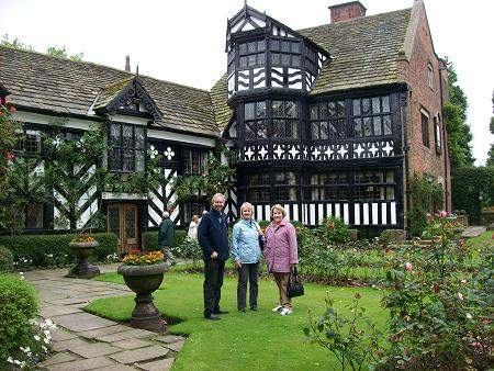 Eddie & Bev France and Stephanie Pioli. Pic:MikePioli