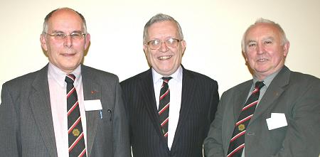 GP visits Hull. pic:Bernard Swift